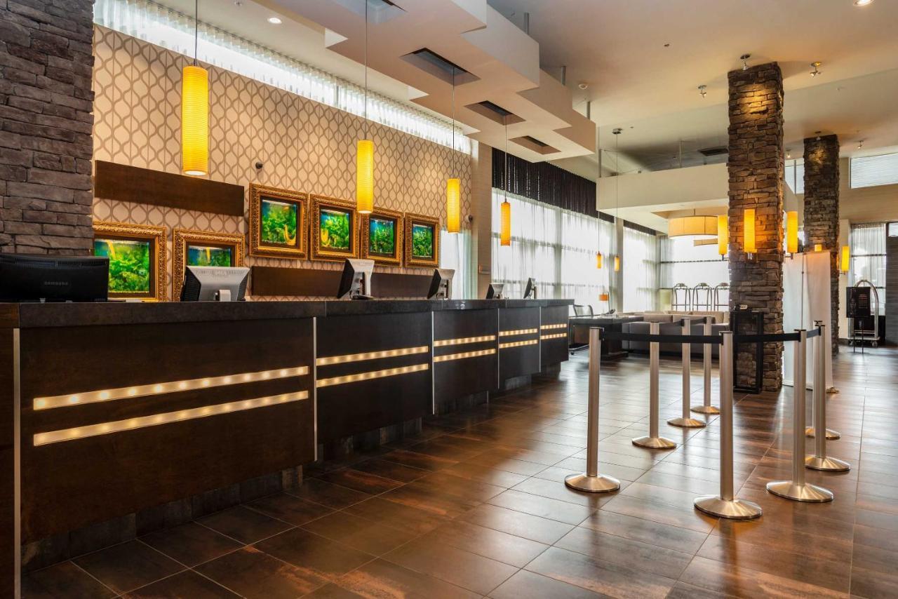 Sandman Signature Vancouver Airport Hotel & Resort Richmond Dış mekan fotoğraf