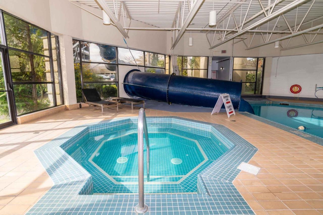 Sandman Signature Vancouver Airport Hotel & Resort Richmond Dış mekan fotoğraf