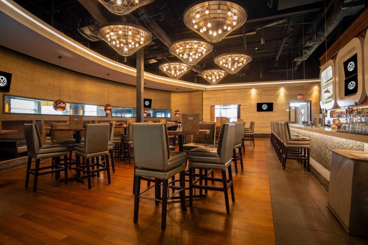 Sandman Signature Vancouver Airport Hotel & Resort Richmond Dış mekan fotoğraf